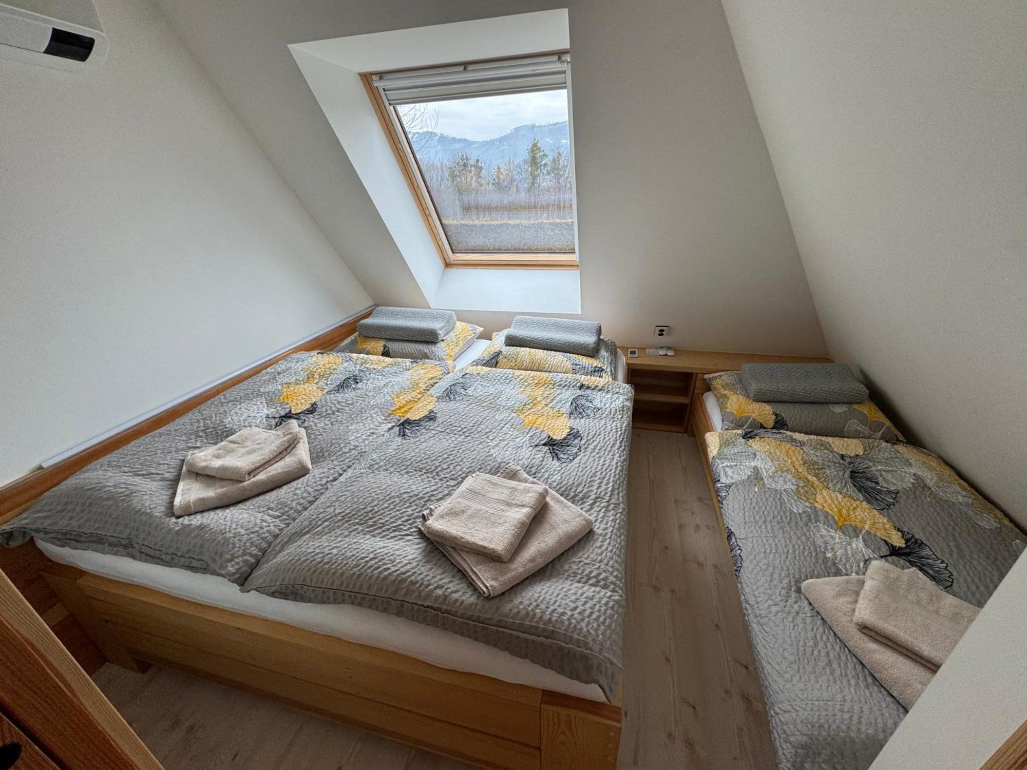 Appartamento Pyramida Pod Lysou Frýdlant nad Ostravicí Esterno foto